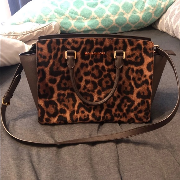 Michael Kors Purse - Picture 1 of 5